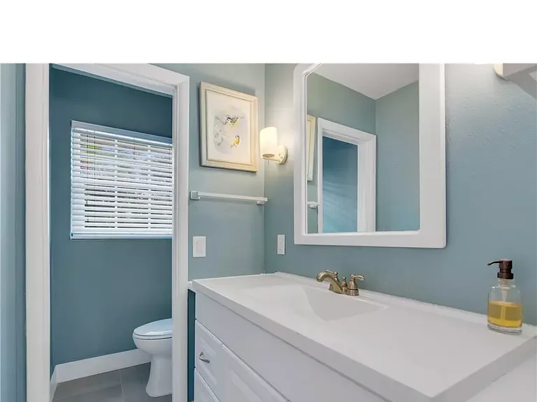 618 Holly Rd — Photo 10