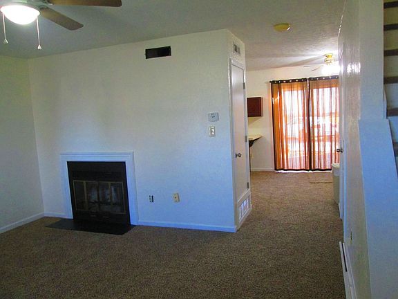 5th image of 126 Westwood Cir