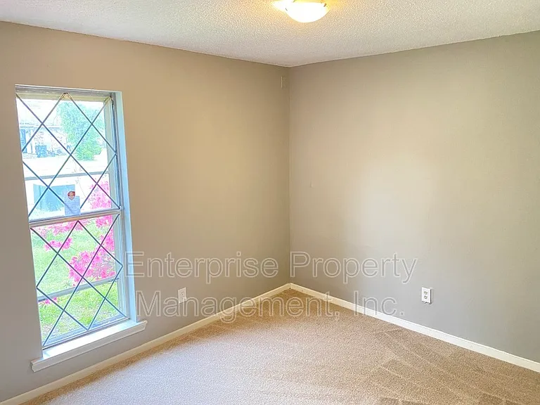 3681 Barberry St — Photo 19