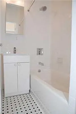 Rented by Buchbinder & Warren | media 45