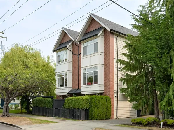 1521 Belcher Ave #4, Victoria, BC V8R 4N2
