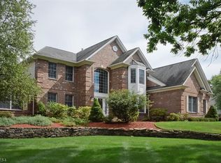 3 Brandy Ridge Rd, Sparta, NJ 07871