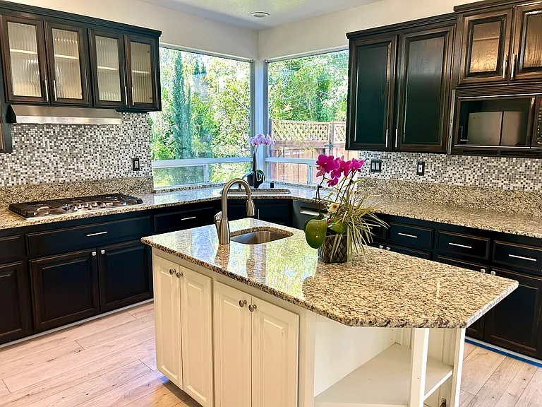 400 Jonathan Ridge Dr — Photo 35