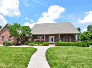 1403 Glen St, Monett, MO 65708