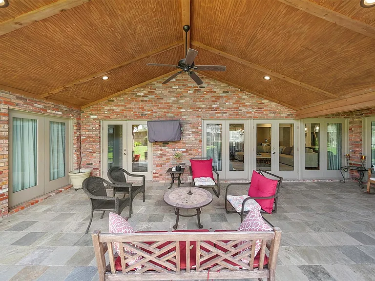 5058 Yarwell Dr — Photo 37