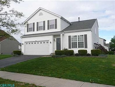 1st image of 138 Lantern Chase Dr