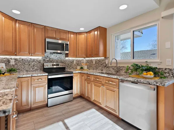 870 Fremont St APT 106, Santa Clara, CA 95050