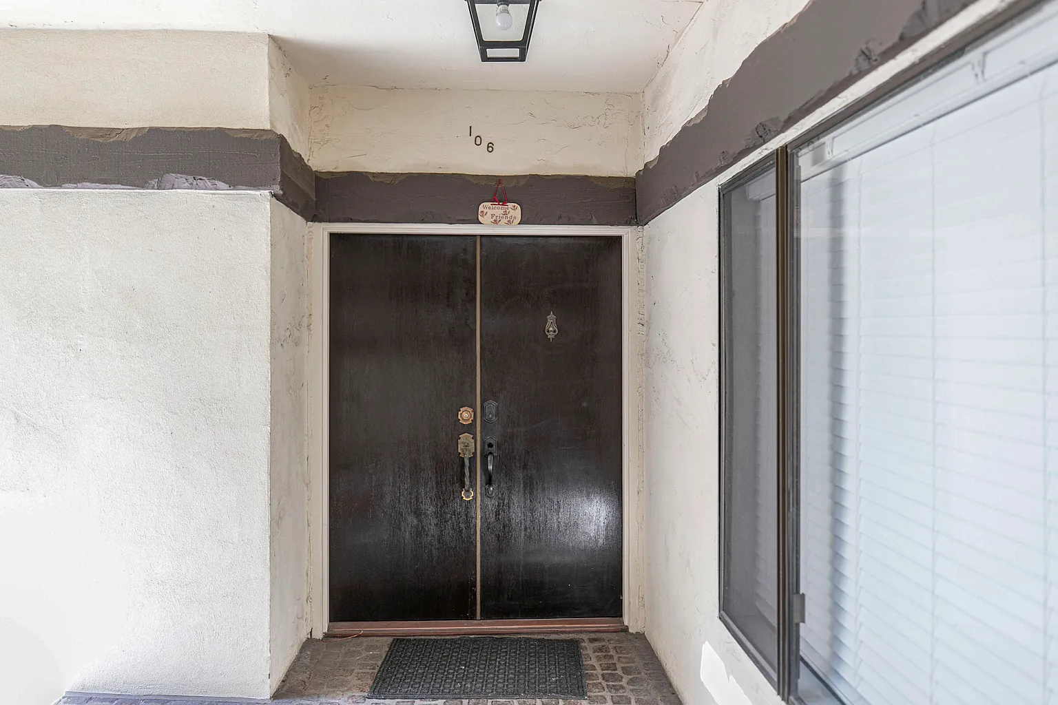 234 N Kenwood St — Photo 4