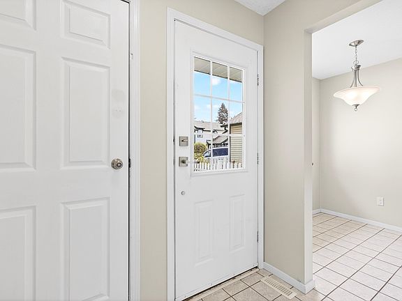 5th image of 20675 118th Ave #206