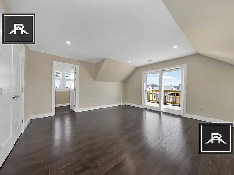 45 Wright Ave #2 — Photo 31
