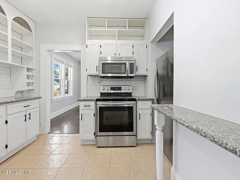 2614 Dellwood Ave — Photo 13