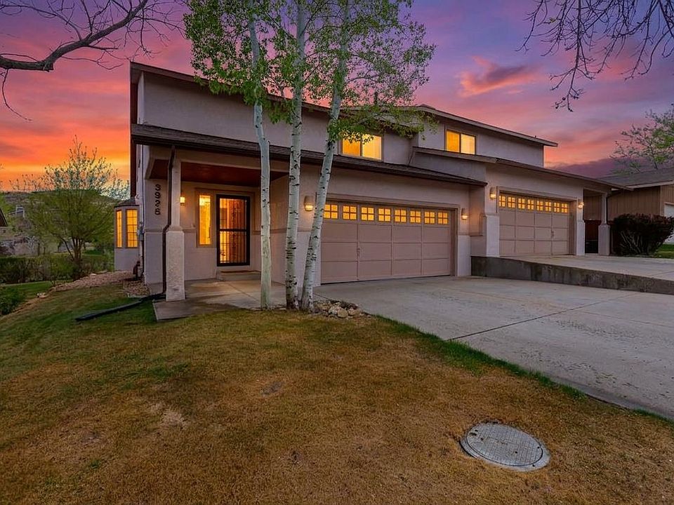 1st image of 392 1/2 E Valley Cir