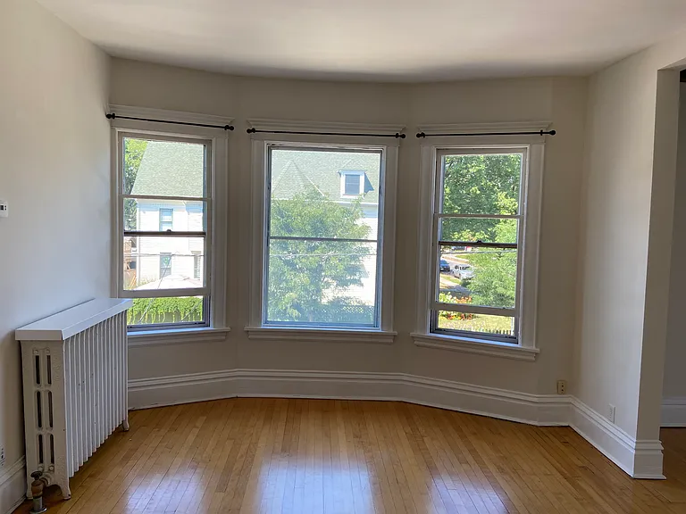 2400 Fremont Ave S #2 — Photo 11