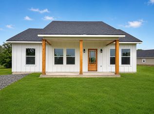 224 W Cardinal St, Ector, TX 75439