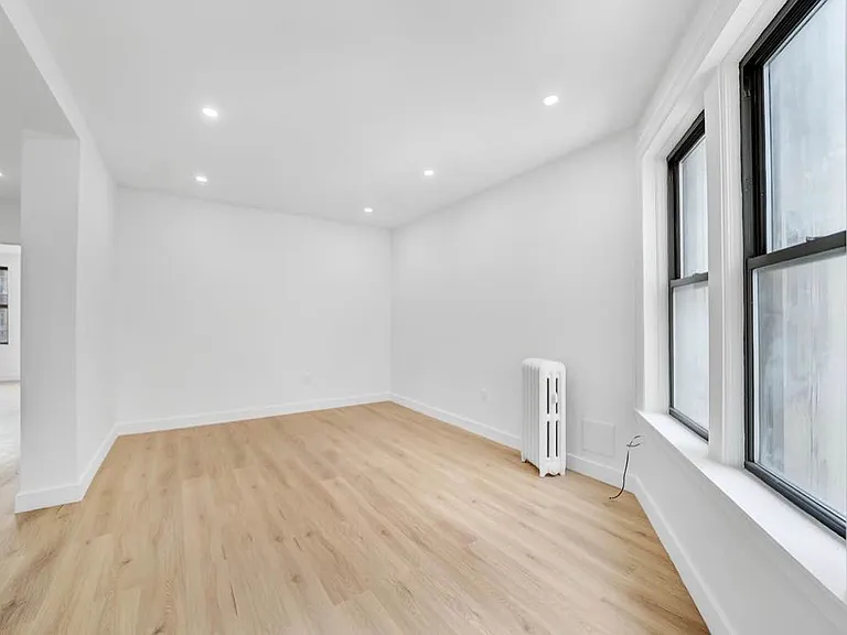 617 W 170th St #4C — Photo 2