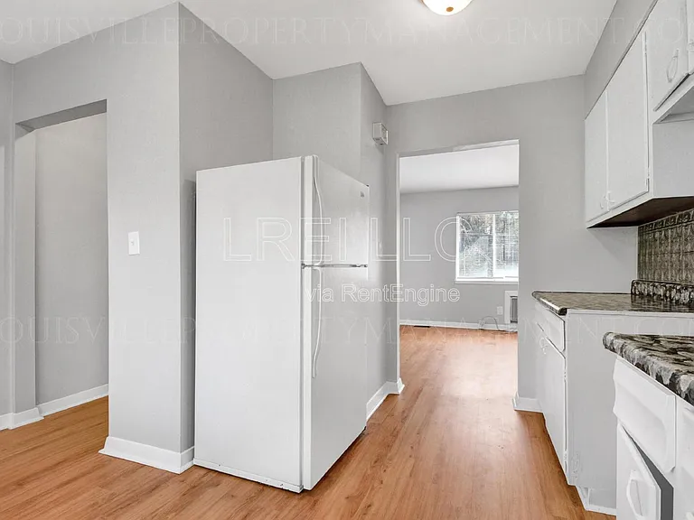 2421 Lindsay Ave #1 — Photo 5