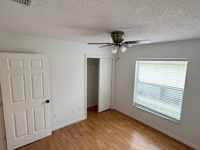 2558 Estancia Blvd — Photo 45