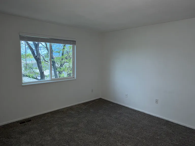 7644 S Holland Way — Photo 15
