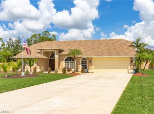 6701 Eagle Tree Ct, North Fort Myers, FL 33917