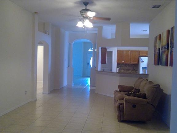 3rd image of 9611 Laurel Ledge Dr