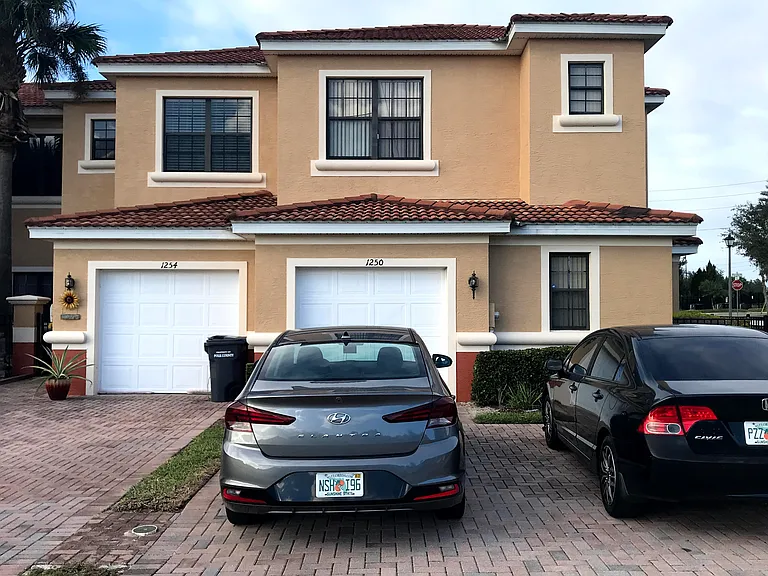 1250 Clove Dr — Photo 13