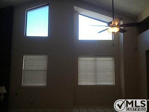 5th image of 11622 James Grant Dr