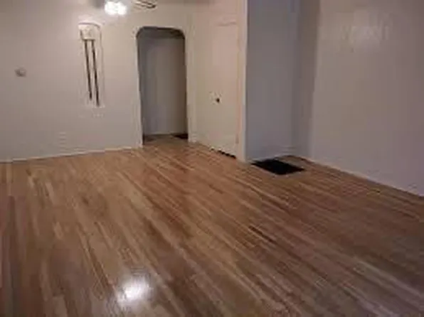 215 Manzano St NE, Albuquerque, NM 87108