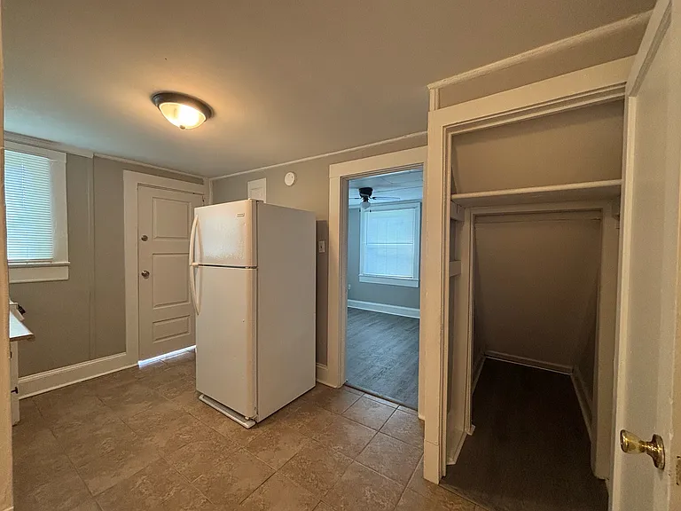 202.5 N Virginia Ave #A — Photo 6