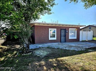 725 W SOUTHGATE Avenue, Phoenix, AZ 85041