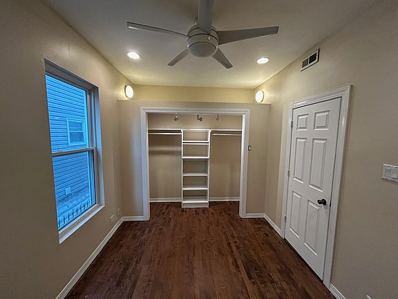 5th image of 3849 W School St #1