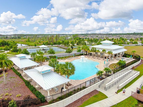 Resort like amenities - Be on vacation everyday!