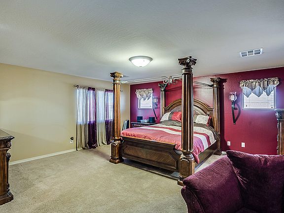 4th image of 17428 W Desert Ln