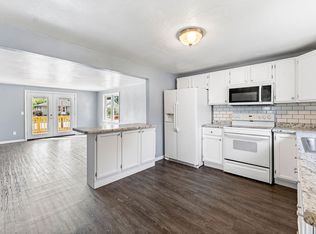 163 Plummer Ave, Neenah, WI 54956