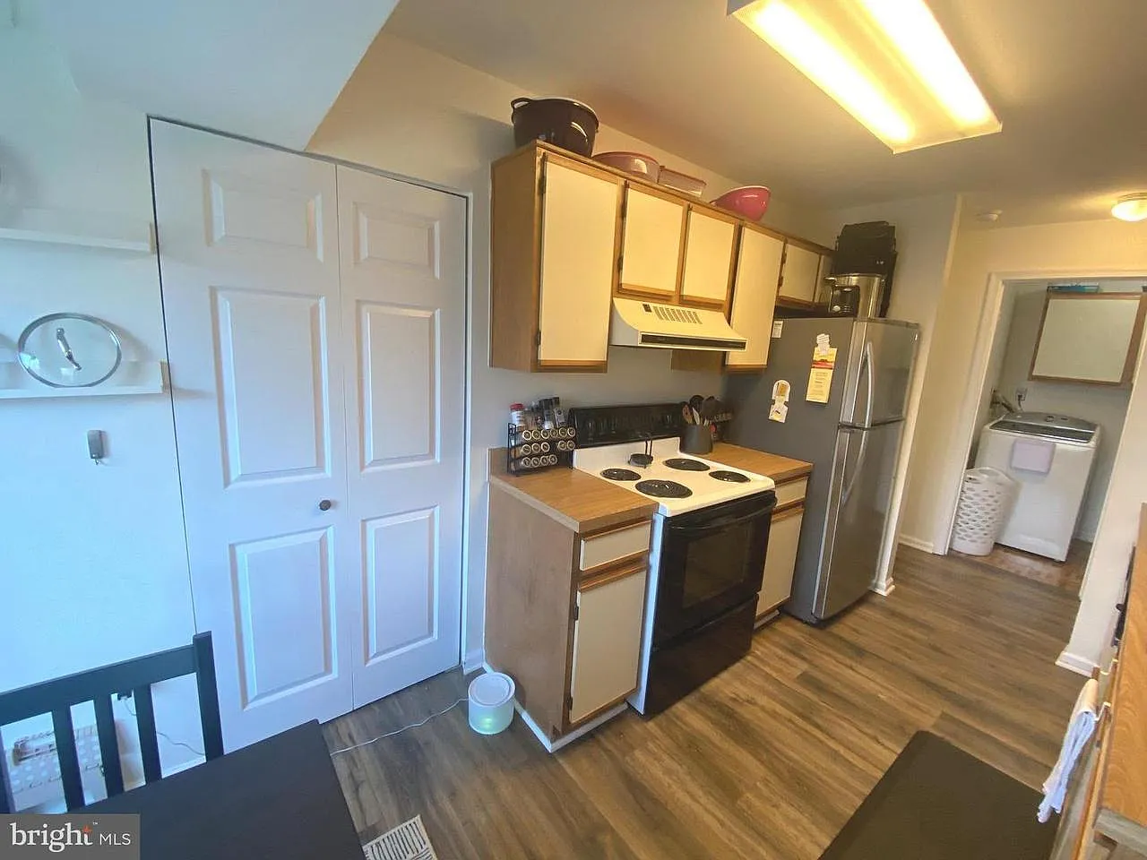 2 bed, 1070 sqft, $1,950 — Photo 3