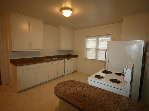 4th image of 1406 W Chapel Hill St APT D