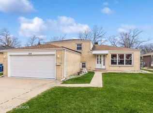 510 Lillian Ln, Des Plaines, IL 60016