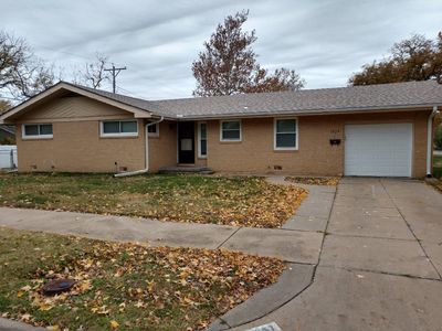 1924 Norton St, Salina, KS, 67401