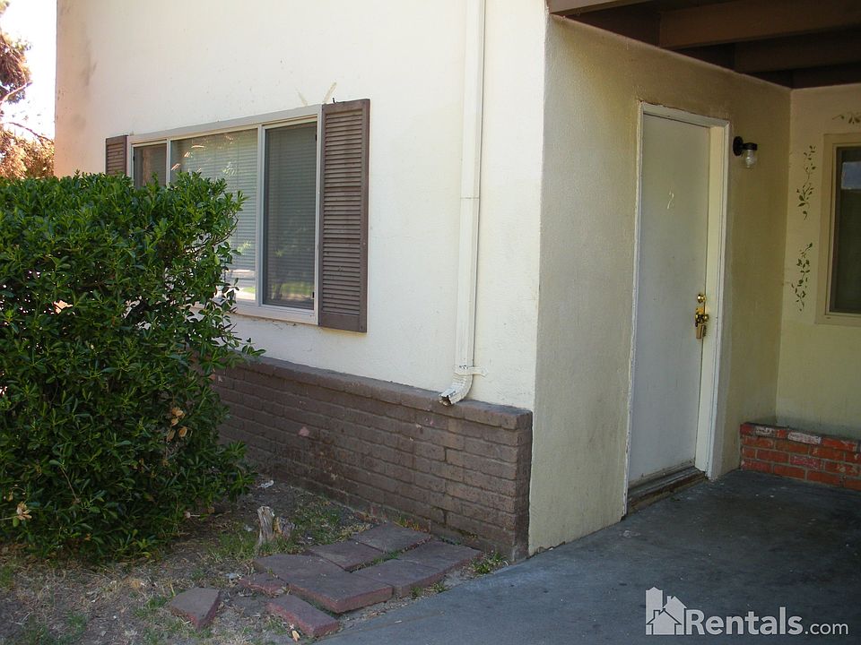 1st image of 1928 Wildwood Way APT 2