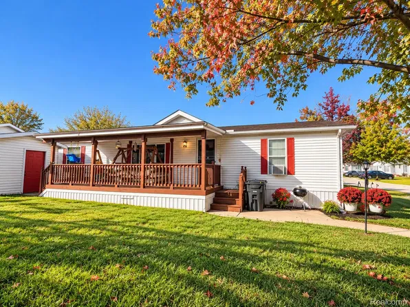 6986 Chippewa Dr, Romulus, MI 48174