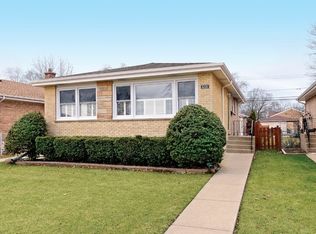8226 Central Park Ave, Skokie, IL 60076