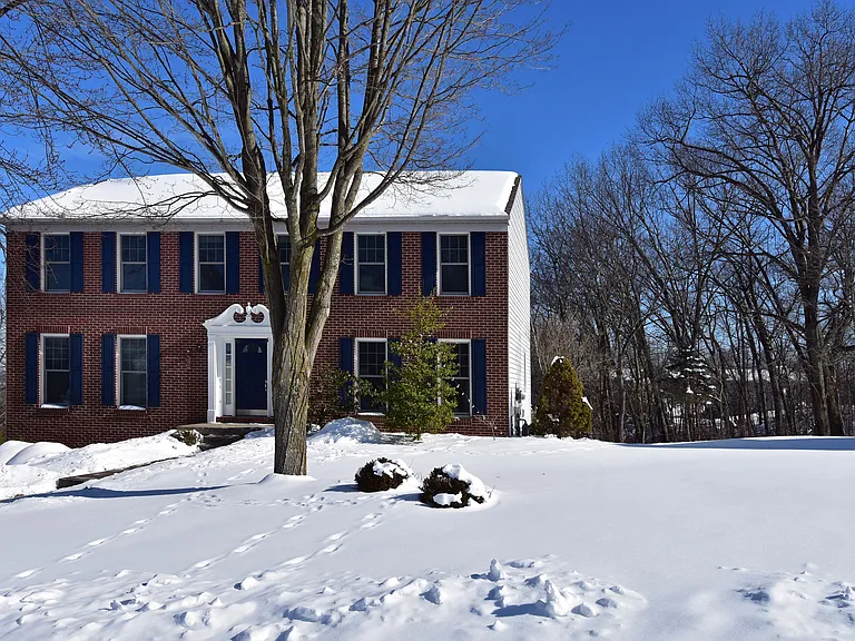 4008 Claridon Dr — Photo 3