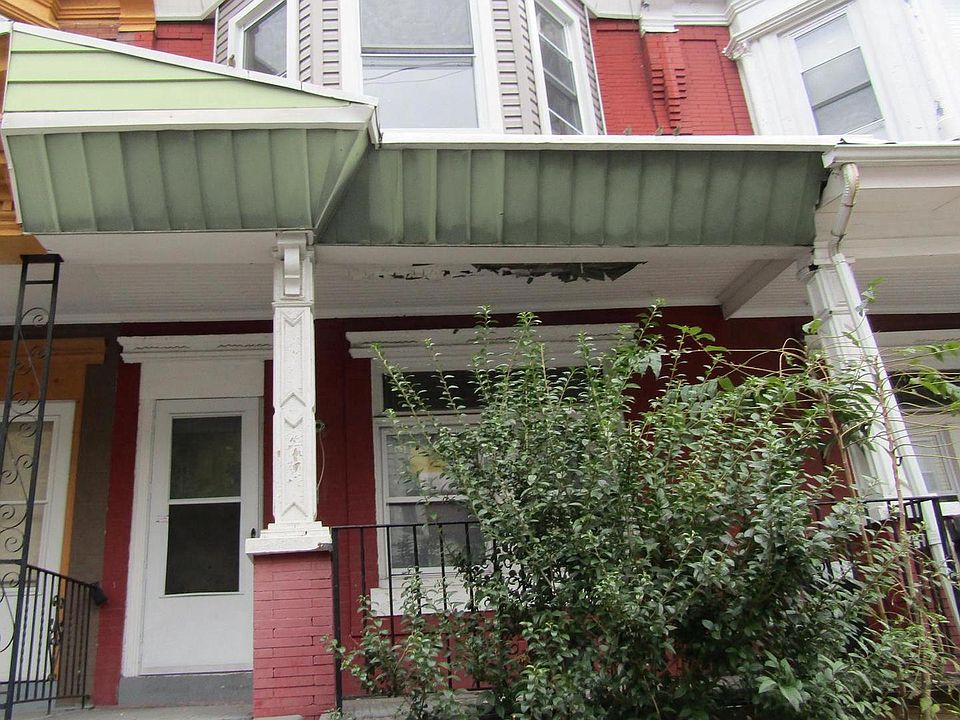 1st image of 107 N Ruby St