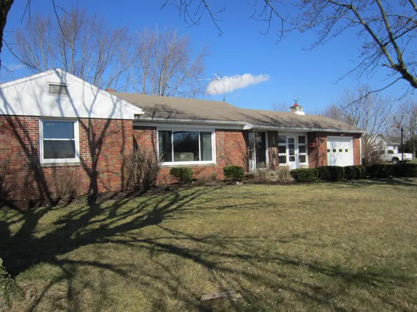 302 Boesel Ave, New Bremen, OH 45869