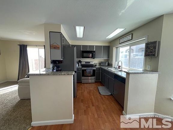 4th image of 6565 Canoe Hill Dr