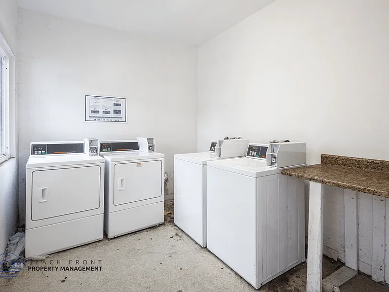875 N. Olive St. — Photo 17