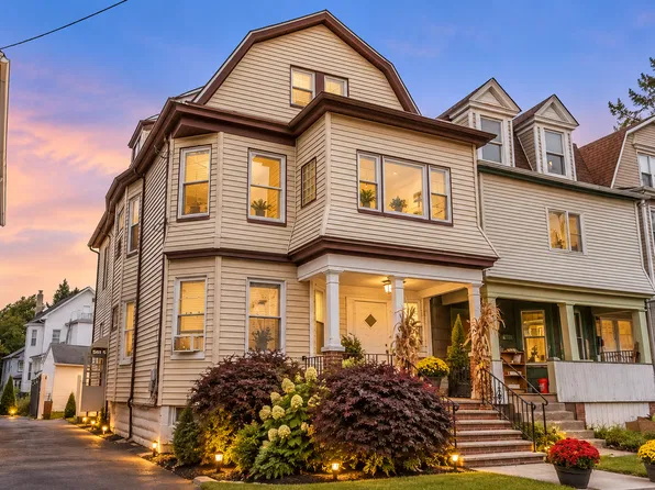 40 Olive St Floor 2, Bloomfield, NJ 07003