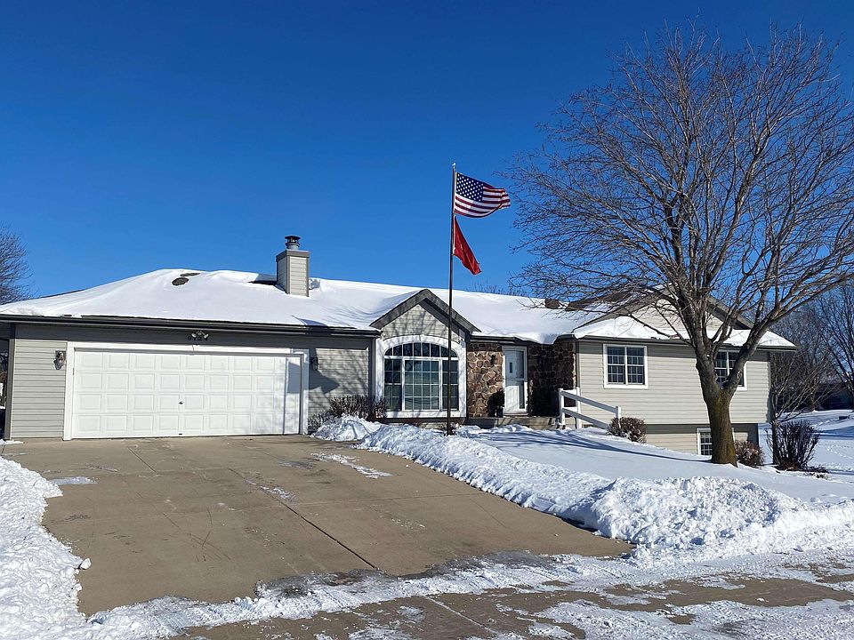 1st image of 6124 Woodland Dr