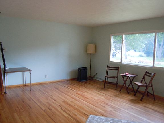 5th image of 18330 Amberly Ln