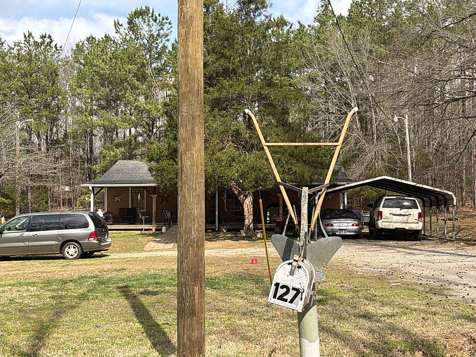 1st image of 127 Crestwood Dr