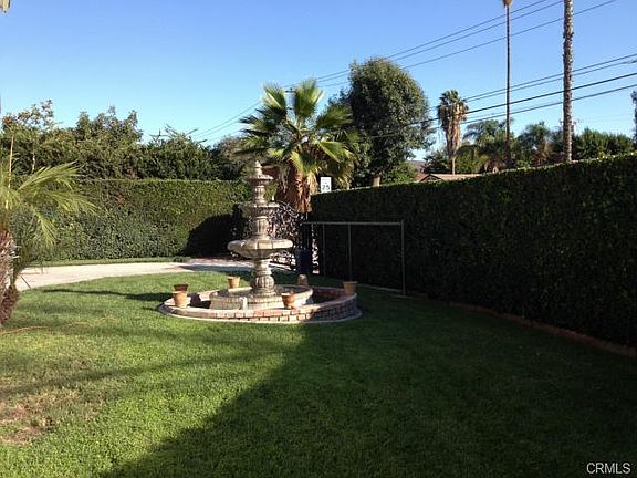 3rd image of 1805 E Vine Ave